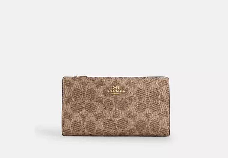 COACH Outlet 下殺 3 折，優惠價差高達 NT$5400 3