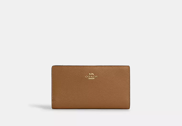 COACH Outlet 下殺 3 折，優惠價差高達 NT$5400 2